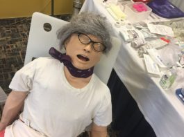 Mannequin prêt pour l'atelier 911 au bureau