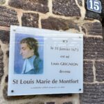 Montfort-sur-Meu-plaque-de-la-maison-natale-de-Louis-Grignion