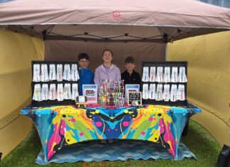 Des jeunes triplets entrepreneurs à Montfort